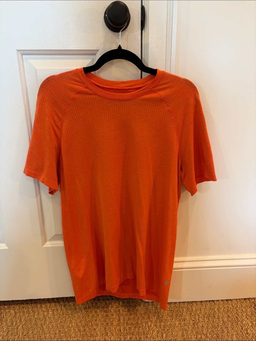 Men’s Lululemon Metal Vent Tech Shirt Size Medium